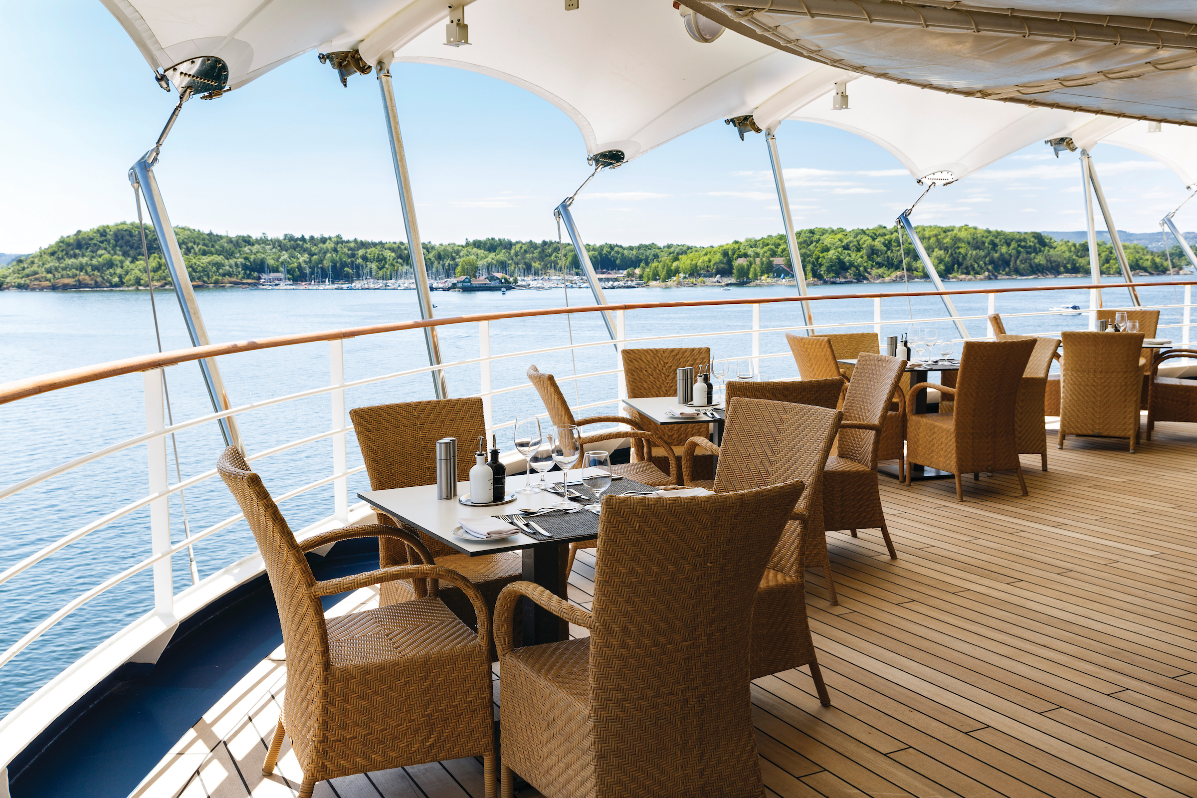 Silversea - Silver Spirit - La Terrazza 2.jpg